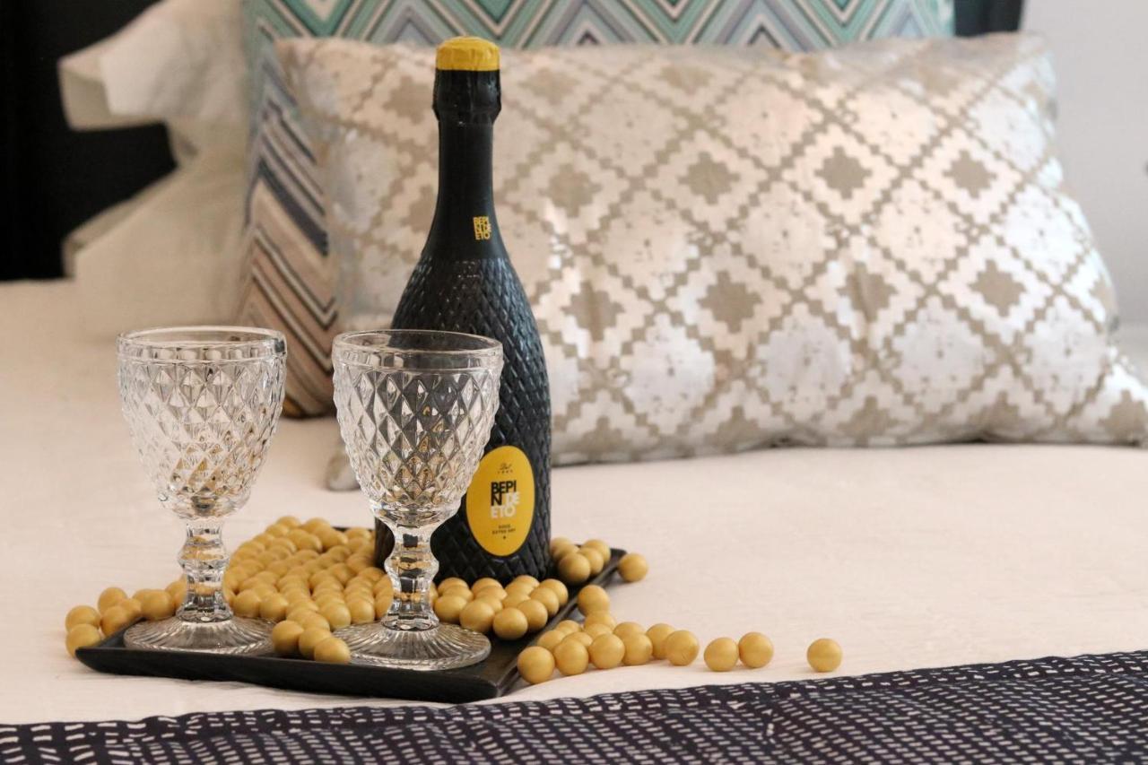 Narcissus Luxury Suites Naxos City 外观 照片