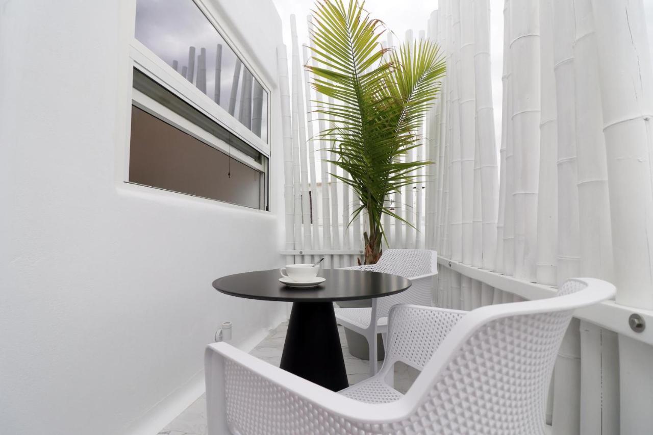 Narcissus Luxury Suites Naxos City 外观 照片